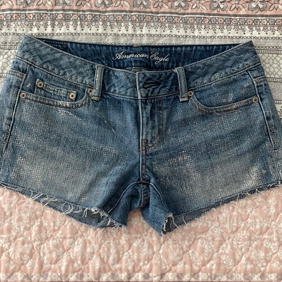 American Eagle Outfitters Pants - AE low rise shimmer shorts